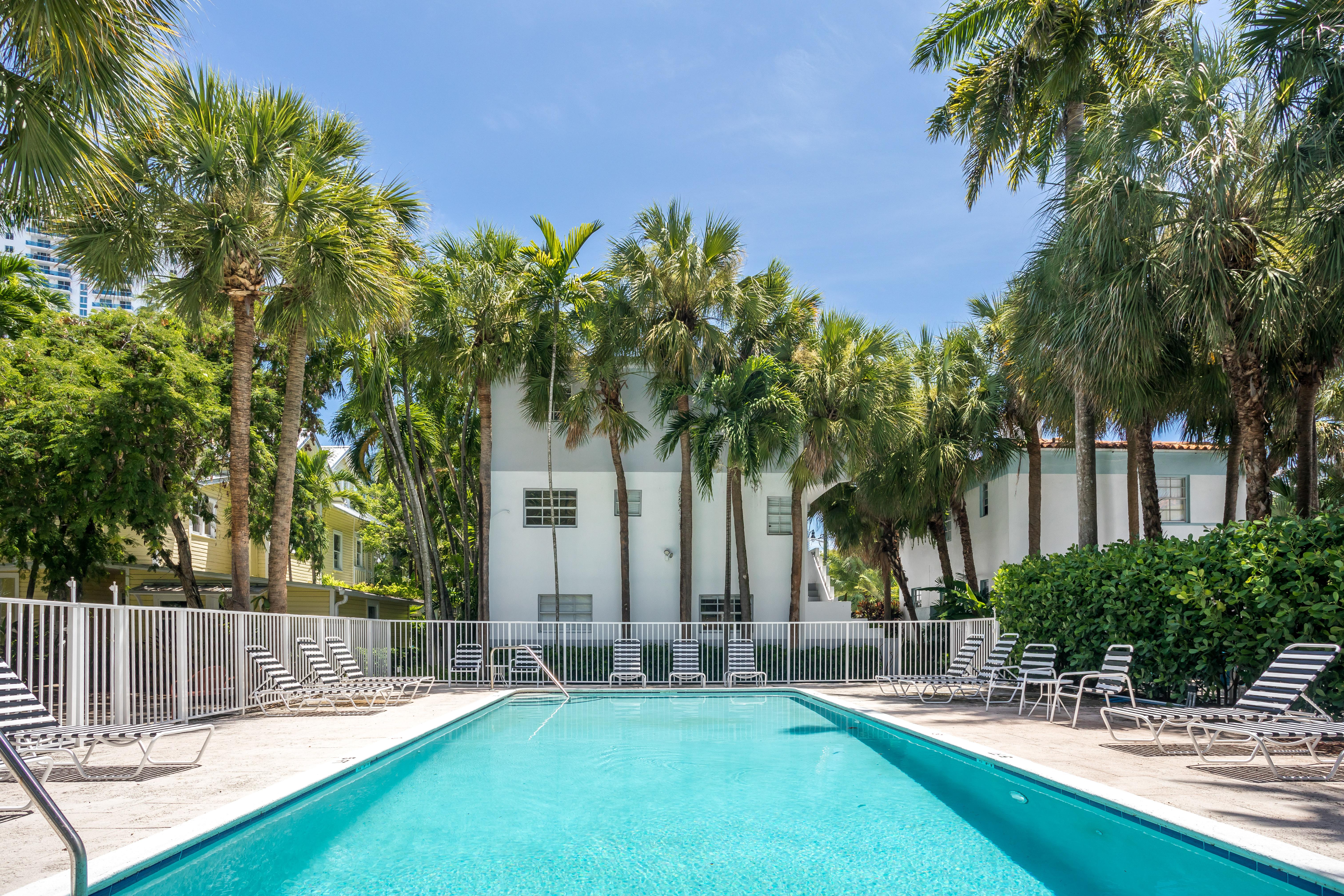 Miami River Inn By Renzzi Ngoại thất bức ảnh